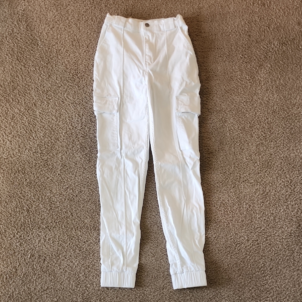 Hollister Ultra High-Rise Cargo Pants
